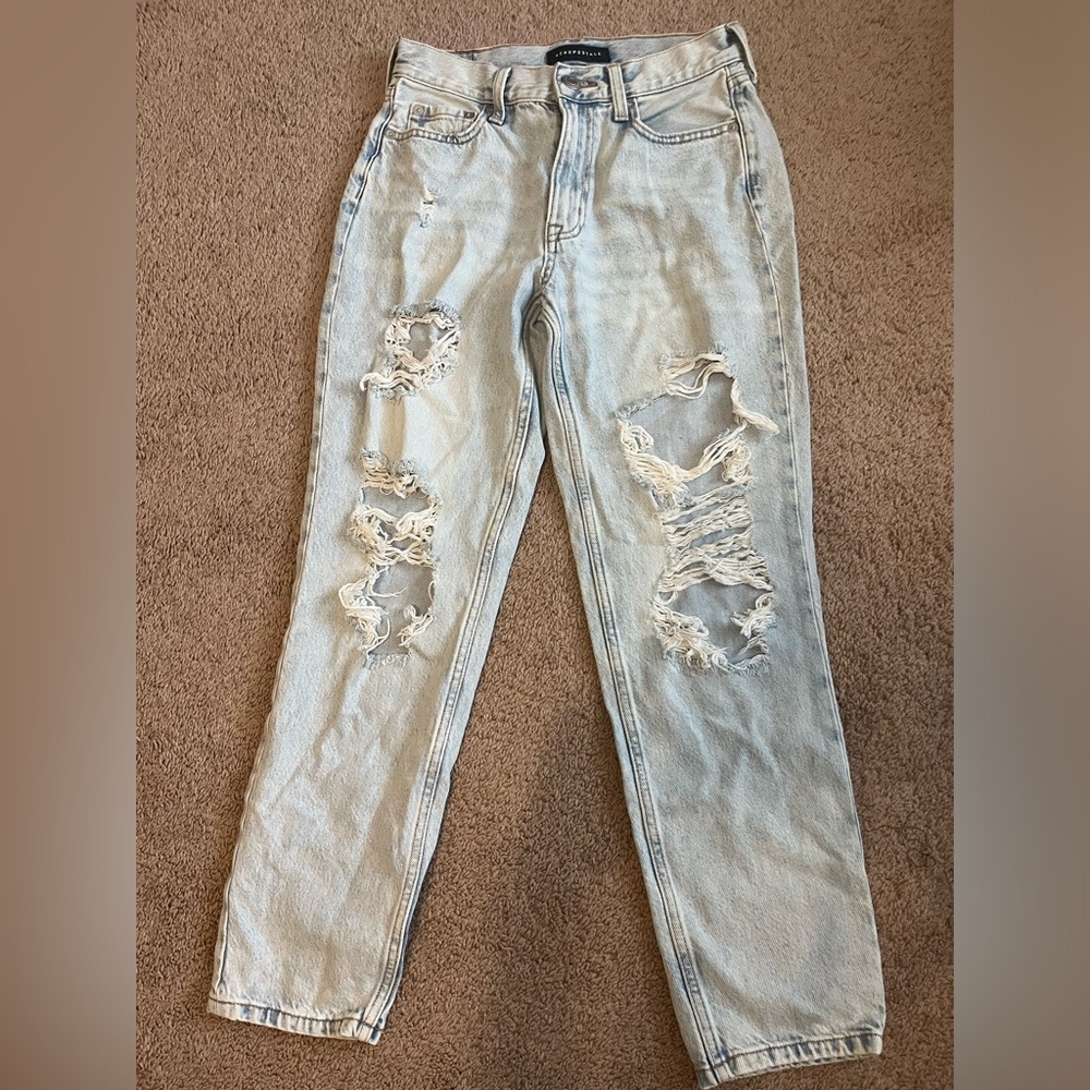 Aero Mom jeans